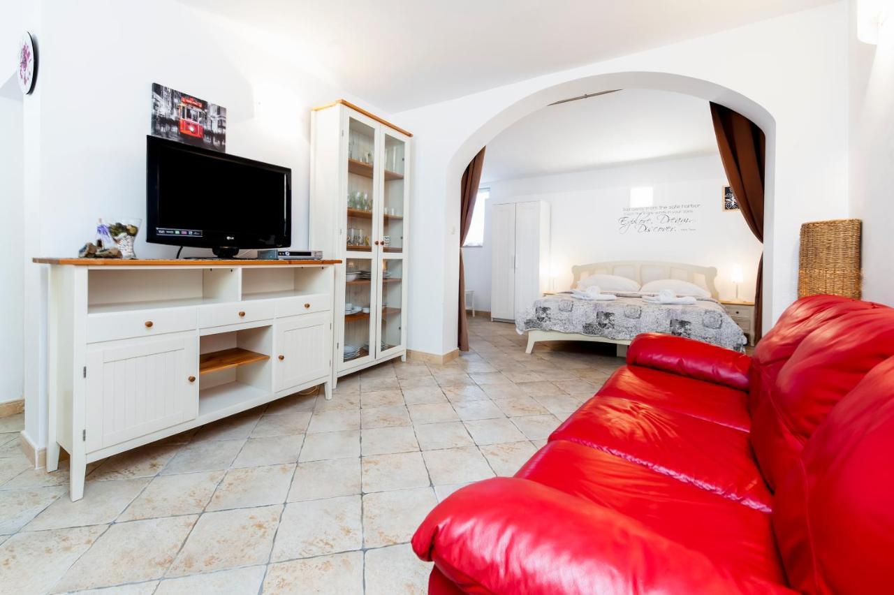 Dolce Studio Apartmani Rovinj Exterior foto